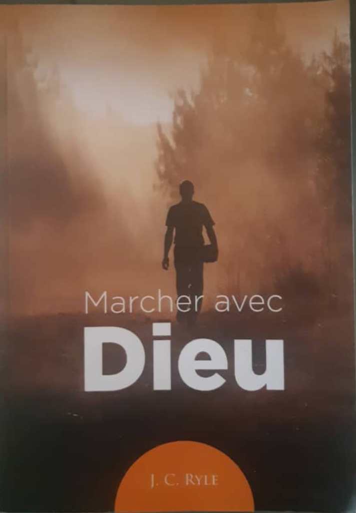 MARCHER  AVEC  DIEU